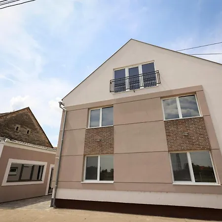 Domacin Komsijska Gostiona