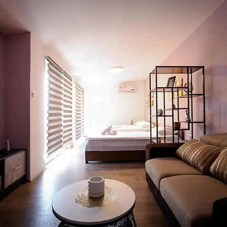 Bed & Breakfast Domacin Komsijska Gostiona