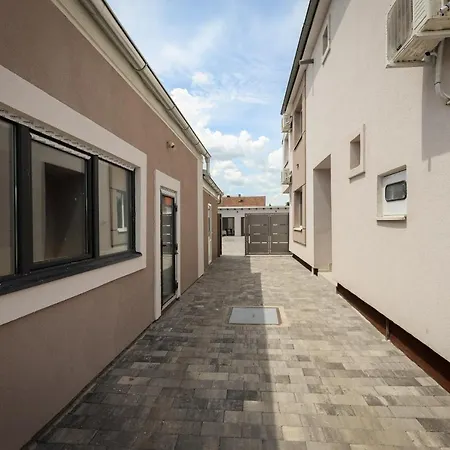 Domacin Komsijska Gostiona 4* Zrenjanin