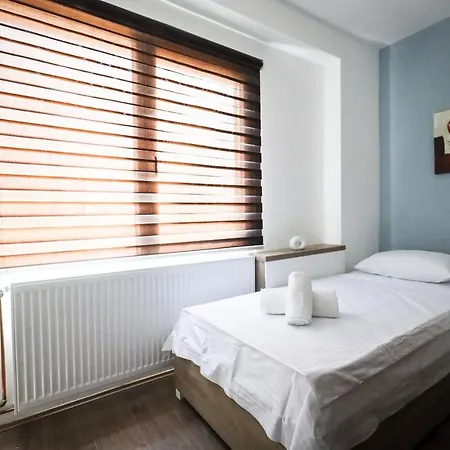 Domacin Komsijska Gostiona 4* Zrenjanin