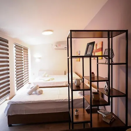 Domacin Komsijska Gostiona Bed & Breakfast