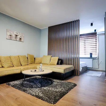 Domacin Komsijska Gostiona Bed & Breakfast Zrenjanin