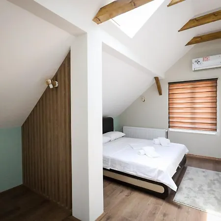 Bed & Breakfast Domacin Komsijska Gostiona