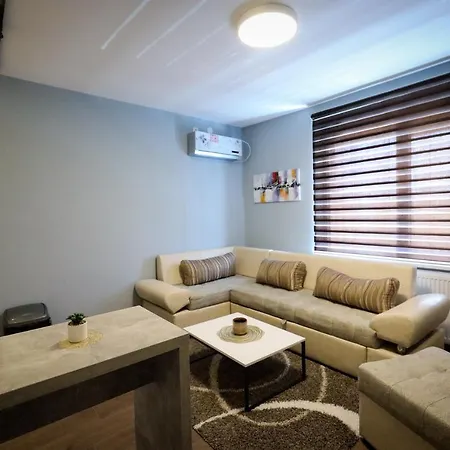 Domacin Komsijska Gostiona Bed & Breakfast *
