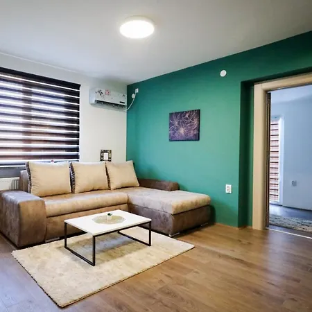 Domacin Komsijska Gostiona Bed & Breakfast 4*