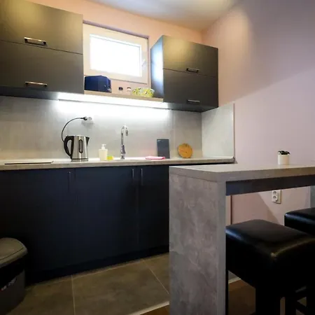 Domacin Komsijska Gostiona 4*